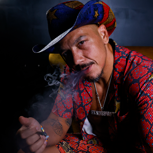 Luis J Gomez