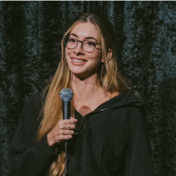 Comedian Cristina Mariani Live in Naples, Florida!