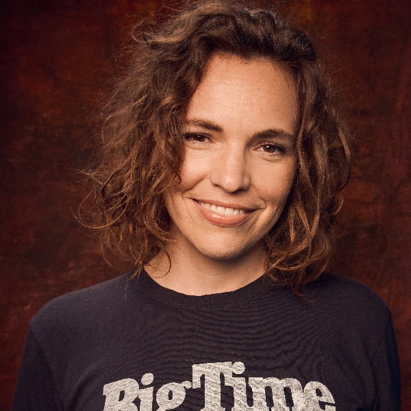 Beth Stelling