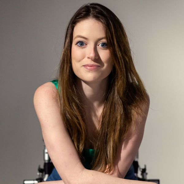 Comedian Fiona Cauley Live in Naples, Florida!