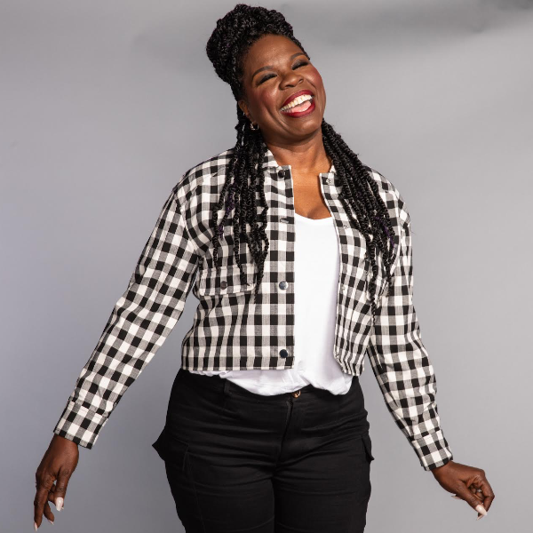 LESLIE JONES: LIVE!