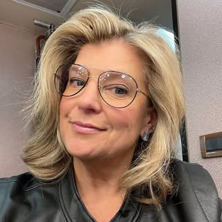 KELLY MACFARLAND