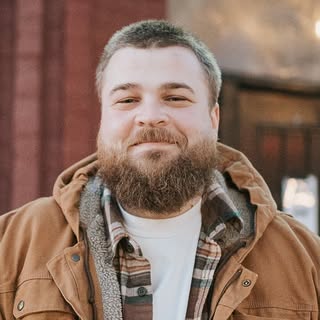 Headshot of Aaron Weber