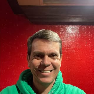 Headshot of Aaron Trahan