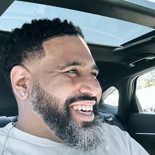 Headshot of 1djslowpoke